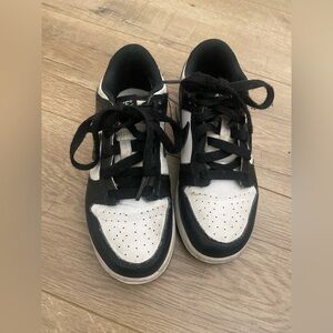 Nike Panda Dunks 13.5